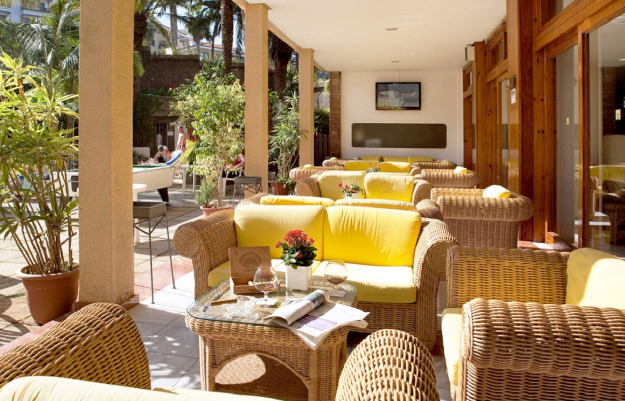 2. Common areas (1)
