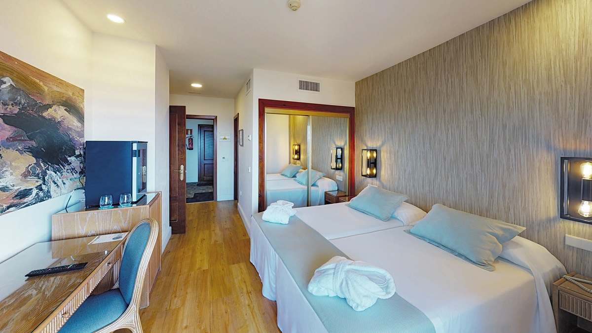 SMY-Puerto-de-la-Cruz-Hab-Conect-Suite-Conect3