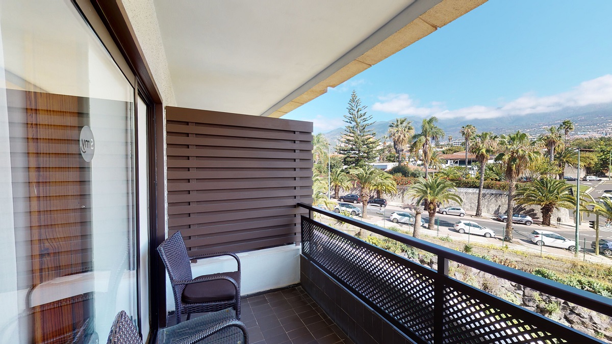 SMY-Puerto-de-la-Cruz-Superior-Vista-Teide-Terraza1