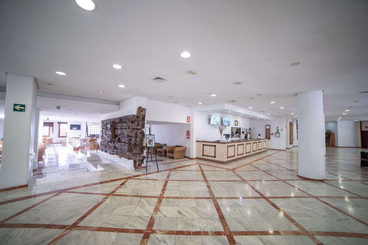 2. Common areas (4)