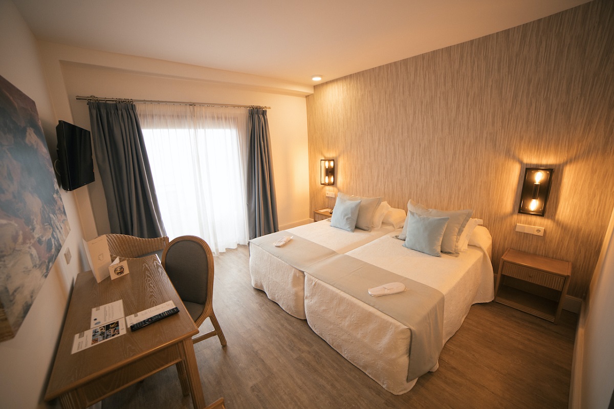 3.5 Double Superior Room (2)-1