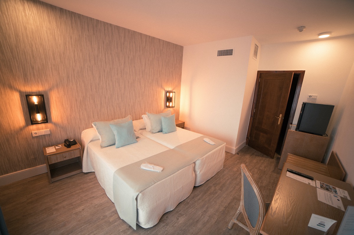 3.5 Double Superior Room (3)