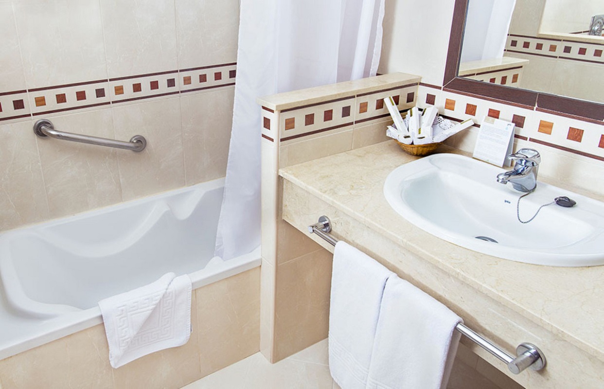 3.5 Double Superior Room (5)